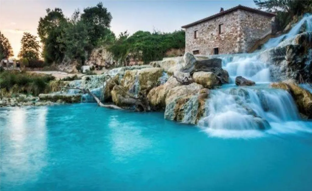 Farm stay Agriturismo Le Cascatelle Villa Saturnia