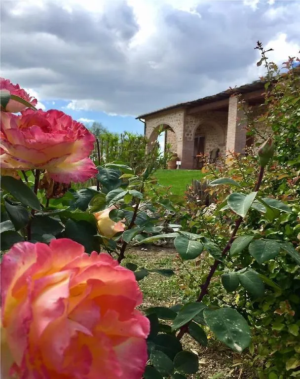 Farm stay Agriturismo Le Cascatelle Villa Saturnia