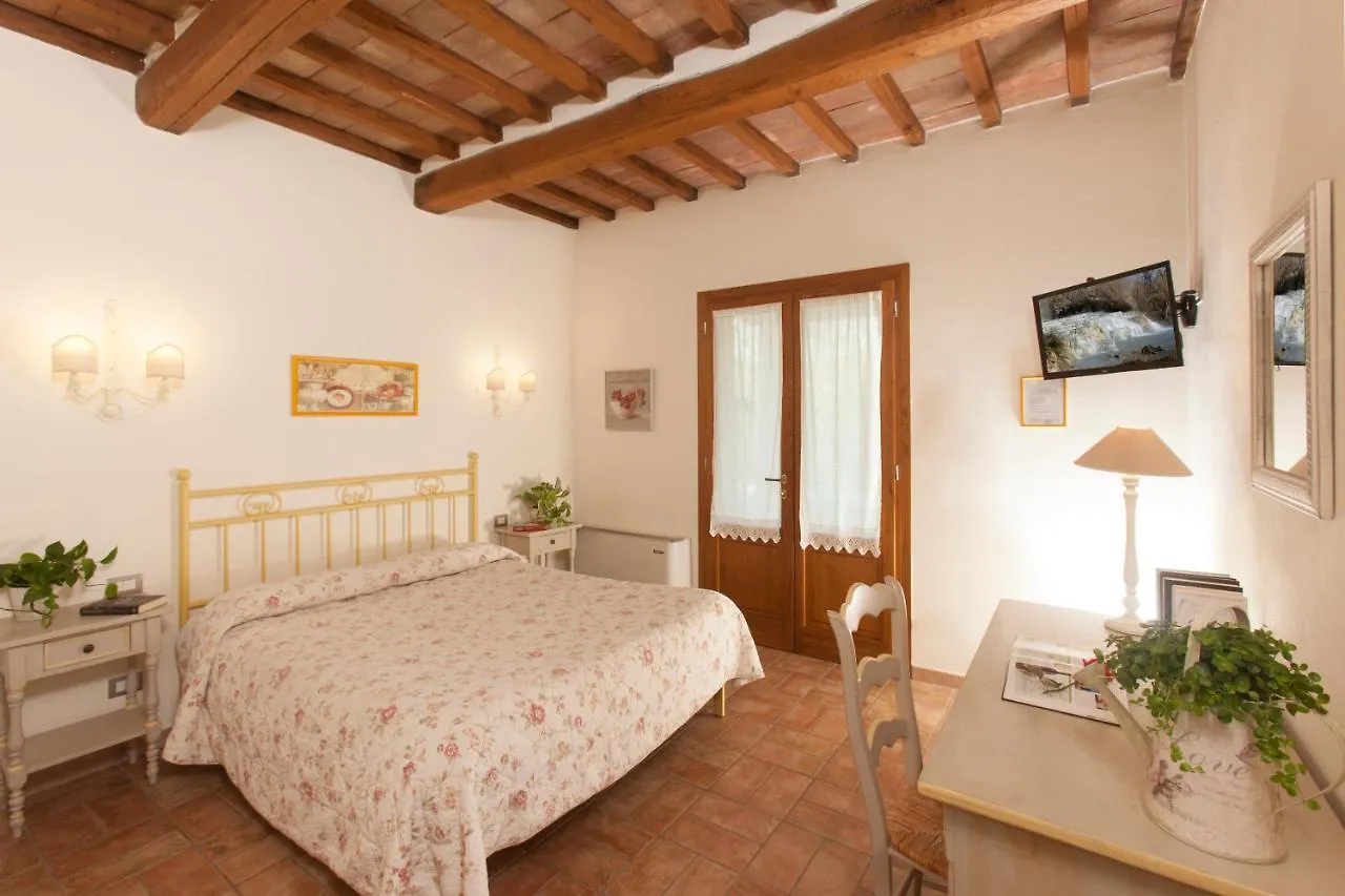Farm stay Agriturismo Le Cascatelle Villa Saturnia